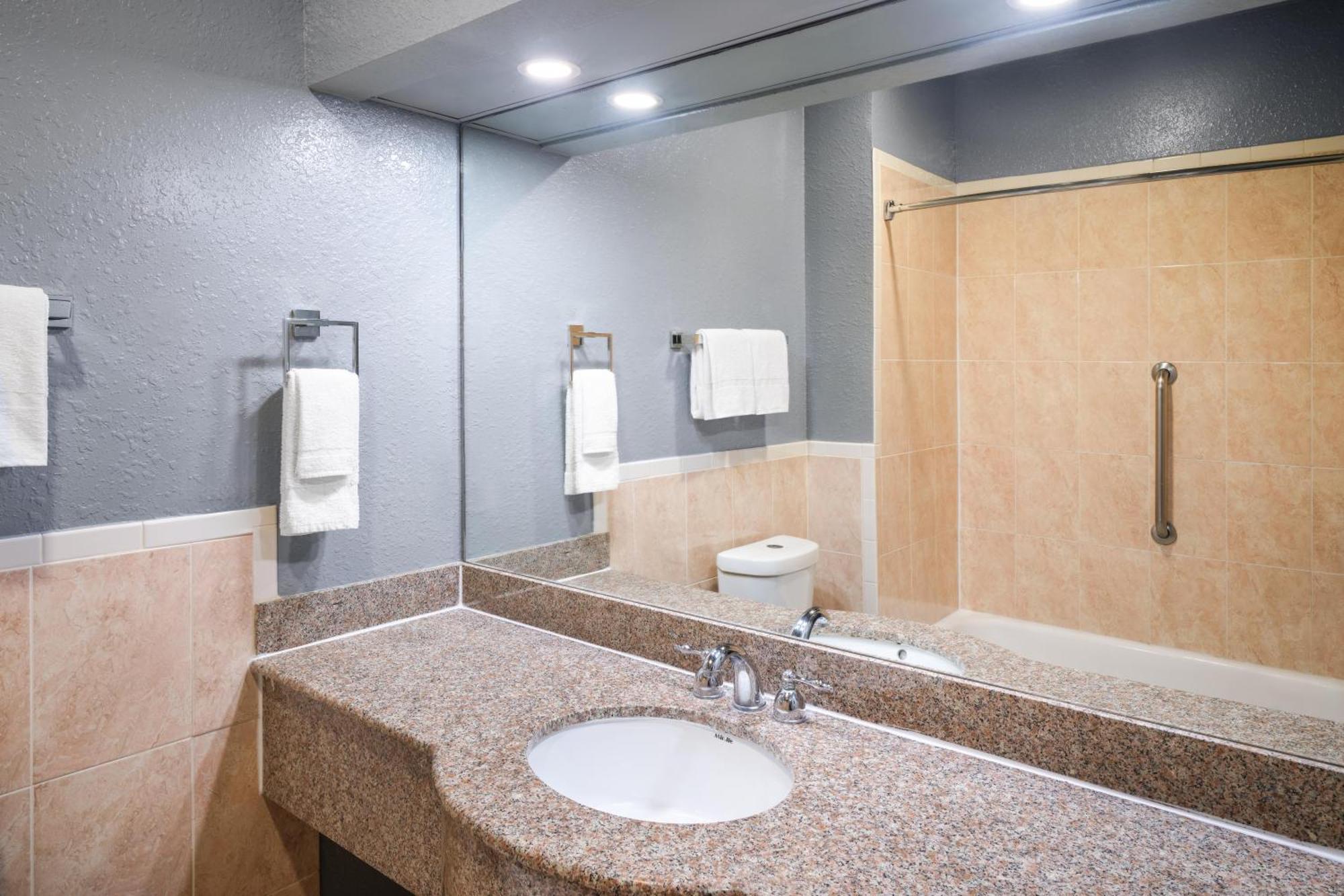 Melrose @ Seabrook, BW Signature Collection By Best Western Exterior foto
